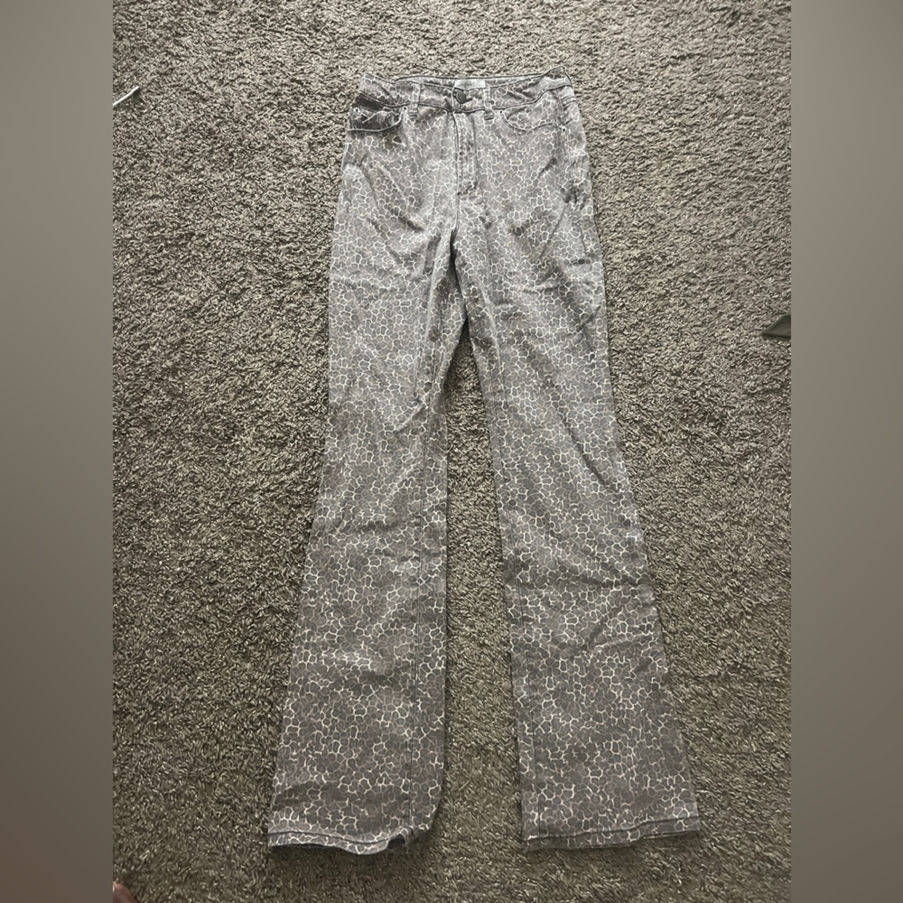 Cheetah Print Wide-Leg Pants